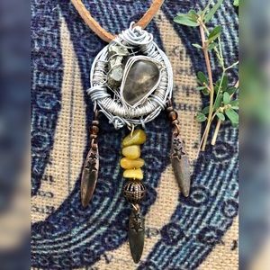 *HANDMADE* Wire Wrap Dream Catcher Necklace